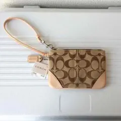 新品未使用タグ付☆コーチリストレットポーチ☆