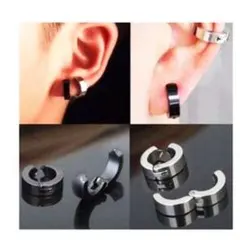 わずかです！２個セット！イヤーカフ　フェイクピアス　ステンレス製　シルバー