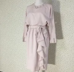 一度のみ着用のほぼ未使用品　Courreges　フォーマルワンピースドレス