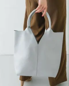 【新品未使用】ロデスコ　シルバー　トートバッグ