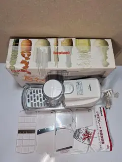 イワタニ あっとスライス A 電動ベジタブルスライサー IFP-45 A Amazon | イワタニ あっとスライス A 電動ベジタブルスライサー IFP