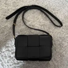 ブラックキルティングショルダーバッグ