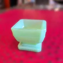 フランス　アンティーク　オパリンガラス　小物入れ