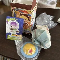 POP MART DIMOO PIXAR バズ・ライトイヤー フィギュア