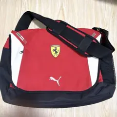 PUMA Ferrari ショルダーバッグ レッド