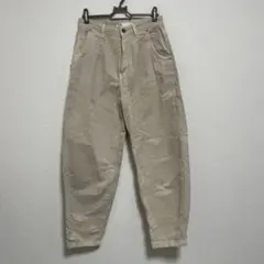 ZARA ベージュ チノパン④