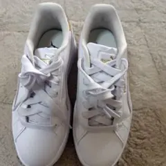 Puma ホワイト ローカットスニーカー厚底　箱あり　美品