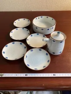 #有田焼　#青い花模様 の醤油さしと造り盛り合わせ皿セット