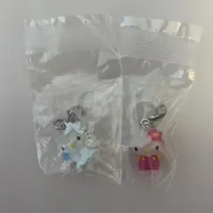 ハローキティ　めじるしチャーム　天使　お花
