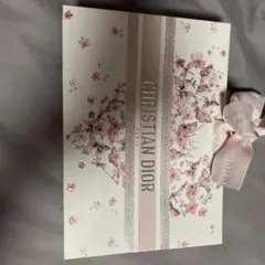 DIOR ショッパー 2026 限定 ギフトラッピング 花柄ショップ袋 - メルカリ