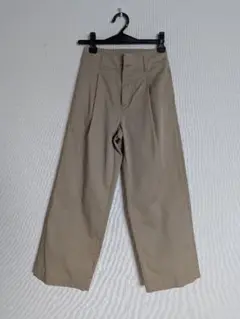 ユニクロw55ベージュ ハイウエストチノワイドパンツ 小さいサイズ低身長丈短め