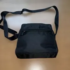 アニエス・ベーブラックナイロンショルダーバッグ