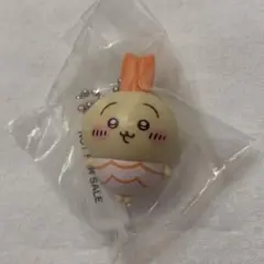 ちいかわ×くら寿司　ビッくらぽん！　オリジナルフィギュア　うさぎ(えび)