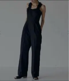 スーツ・フォーマル・ドレス MEDI 2WAY FRILL ROMPERS AMERI vintage Ameri（アメリ）の「MEDI 2WAY FRILL ROMPERS（つなぎ