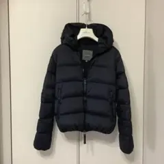 デュベティカ　ネイビー フード付き ショートダウンジャケット　38