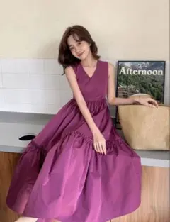 【新品同様】BIRTHDAY BASH Vネックフレアワンピース