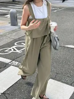 オリーブグリーン サロペット M