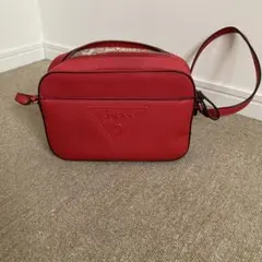 GUESS レッド ショルダーバッグのサムネイル