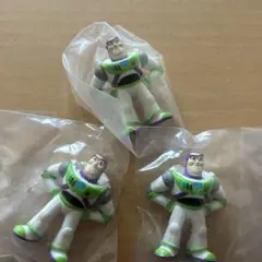 トイストーリー　まちぼうけ　バズ・ライトイヤー3体