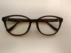 Zoff ウェリントン型の調光サングラス プラケースつきのサムネイル