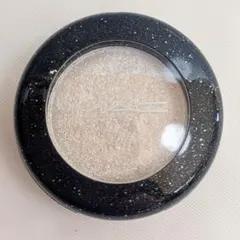 廃盤/希少品 MAC プレスト ピグメント リーガル アフェアーのサムネイル