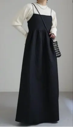 【1回着用のみ】ジャガードベアキャミワンピース