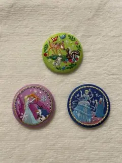 ディズニー 刺繍缶バッジ2