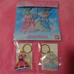 アイカツ　ドレスアクリルキーホルダーコスモスセットなど3点まとめ売り