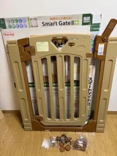 スマートゲート2プラス　ベビーゲート（※一部割れあり・使用には問題なし）