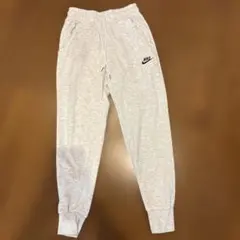 NIKE スウェットパンツ ライトグレー Sサイズのサムネイル