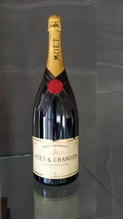 MOET & CHANDON 6000ml 装飾ボトル MOET & CHANDON 6000ml 装飾ボトル | Mercari