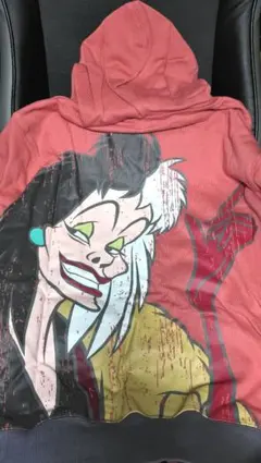 ディズニー ヴィランズ パーカー クルエラ 101匹わんちゃん Lサイズ