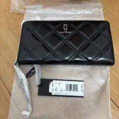 再お値下げ　新品未使用　MARC JACOBS 長財布 キルティングデザインのサムネイル