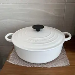 LE CREUSET ル・クルーゼ ココット　24cm ホーロー鍋 ホワイト