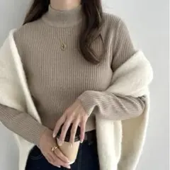 ハイネック長袖リブニットトップスのサムネイル