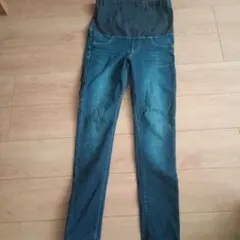 美品　マタニティデニムパンツ スリムフィット