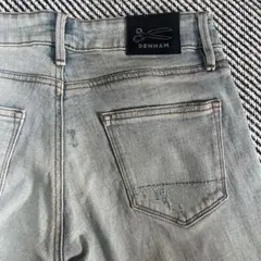【デンハム】MONROE GIRLFRIEND TAPERED FIT デニムのサムネイル