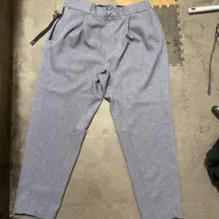 NUMERALS グレー スラックス