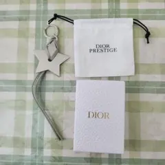 【新品】Dior Prestige 星型キーホルダー