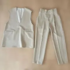 美品　ミラオーウェン　セットアップ　ベージュ　ベスト　パンツ　セレモニー　ジレ