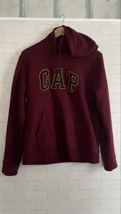 GAP トレーナー 赤