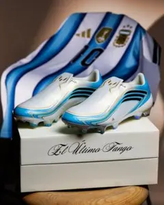 25cm F50 MESSI ELITE FG IH1892 - メルカリ