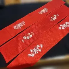 正絹　半衿赤花柄刺繍 3本セット 中古