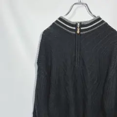 ハーフジップブラックケーブルニット　古着　ゆったり　ライン入り　ハイネック