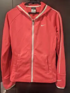 ナイキ（NIKE）トレーニング用フルジップパーカー