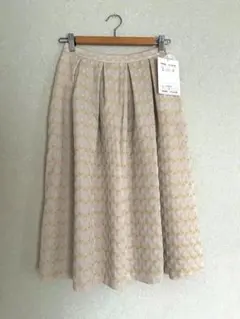 ハウピア ピンクのバラ　水色のバラ　ベージュスカート　サイズ38