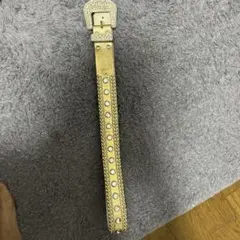 ゴールド スタッズ付き ベルト