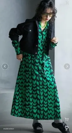 ハートプリントボウタイロングワンピース GEVS.