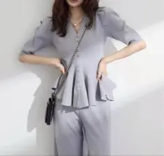 美ラインペプラムハーフスリーブニット＋美ラインシルエットライトニット　グレー