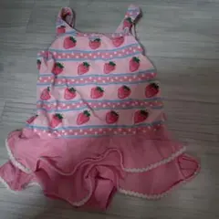 Shirley Temple いちご柄セパレート水着 100cm Shirley Temple（水着）のフリマアイテム一覧